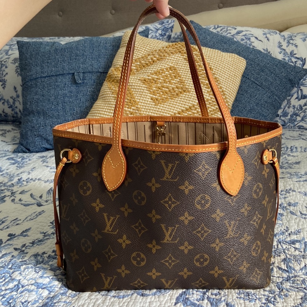 Louis Vuitton Neverfull PM Monogram